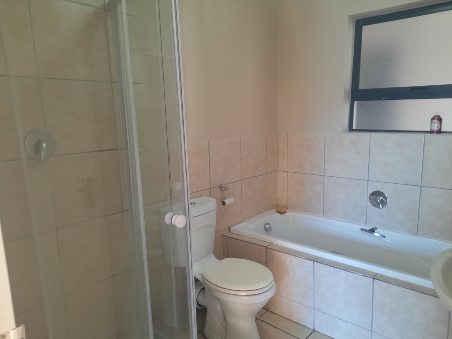 To Let 2 Bedroom Property for Rent in Burgundy Estate Western Cape